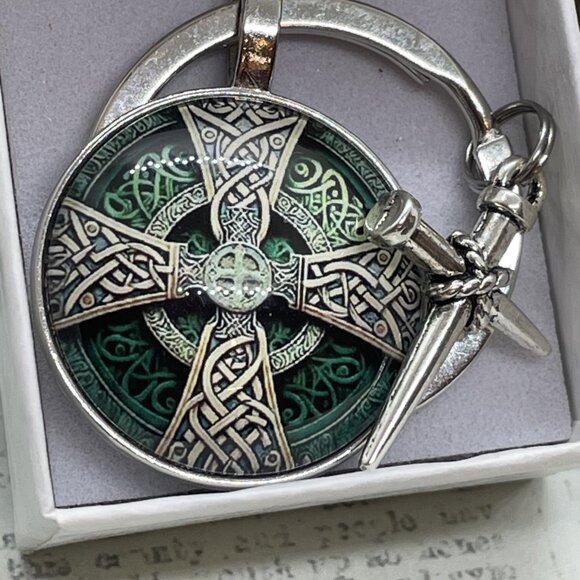 Irish Scottish Celtic Green Lucky Keychain Key ring Keyring Gift wedding CROSS - Picture 14 of 14